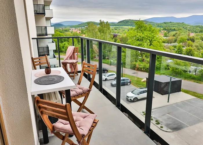 M&d W Karkonoszach 2 Sypialnie, Salon Z Aneksem, Balkon, Widok Na Gory *